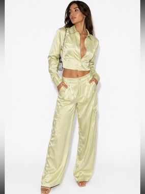 House of Harlow 1960 2pc Set Wide leg Cargo Pant size Large